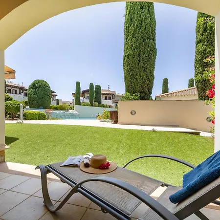 Da02 Adjacent To Aphrodite Hills Pool View * Kouklia