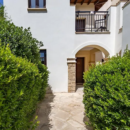 Da02 Adjacent To Aphrodite Hills Pool View *