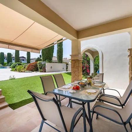 아파트 Da02 Adjacent To Aphrodite Hills Pool View