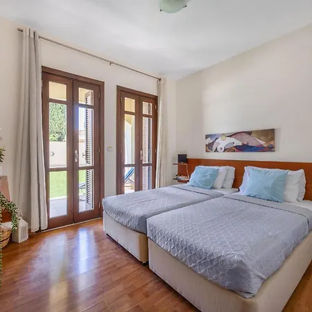 아파트 Da02 Adjacent To Aphrodite Hills Pool View *