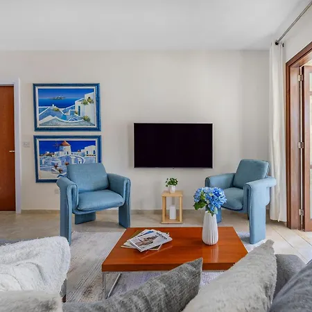 아파트 Da02 Adjacent To Aphrodite Hills Pool View 코우클리아